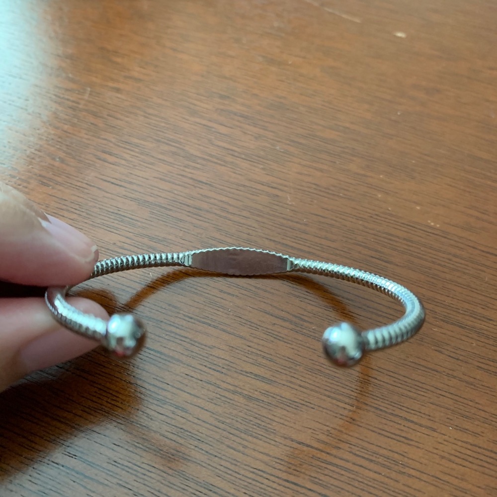 “E” bracelet - Picture 2 of 2